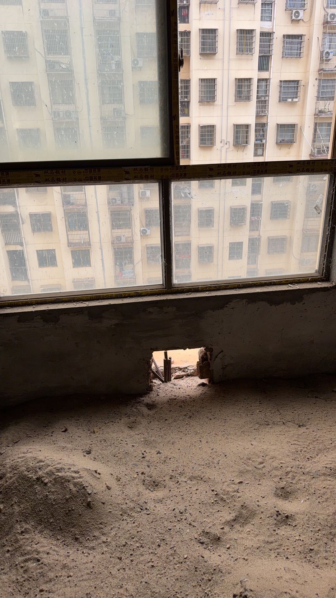 兴德顺景，3室2厅2卫，125.00㎡，售价35万 二手房