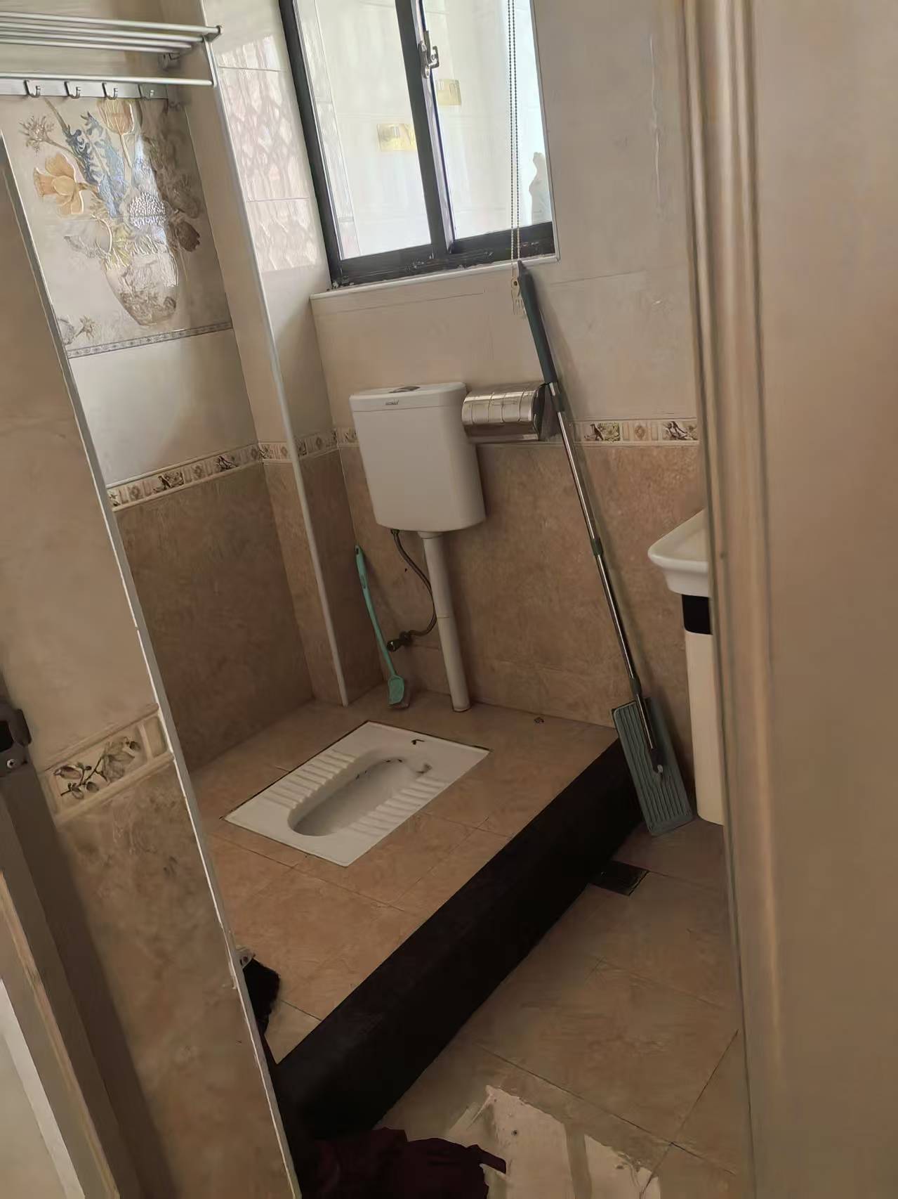 聚贤锦园，3室2厅2卫，117㎡，普装，租金1500元/月 租房