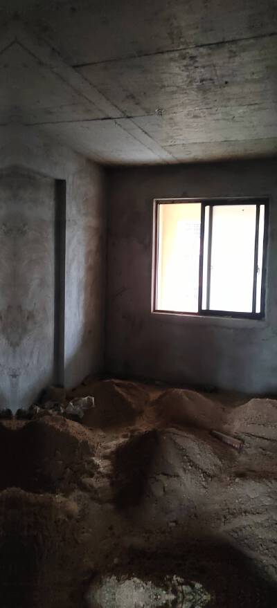 东方国际，3室2厅2卫，137.96㎡，毛坯，售价46万