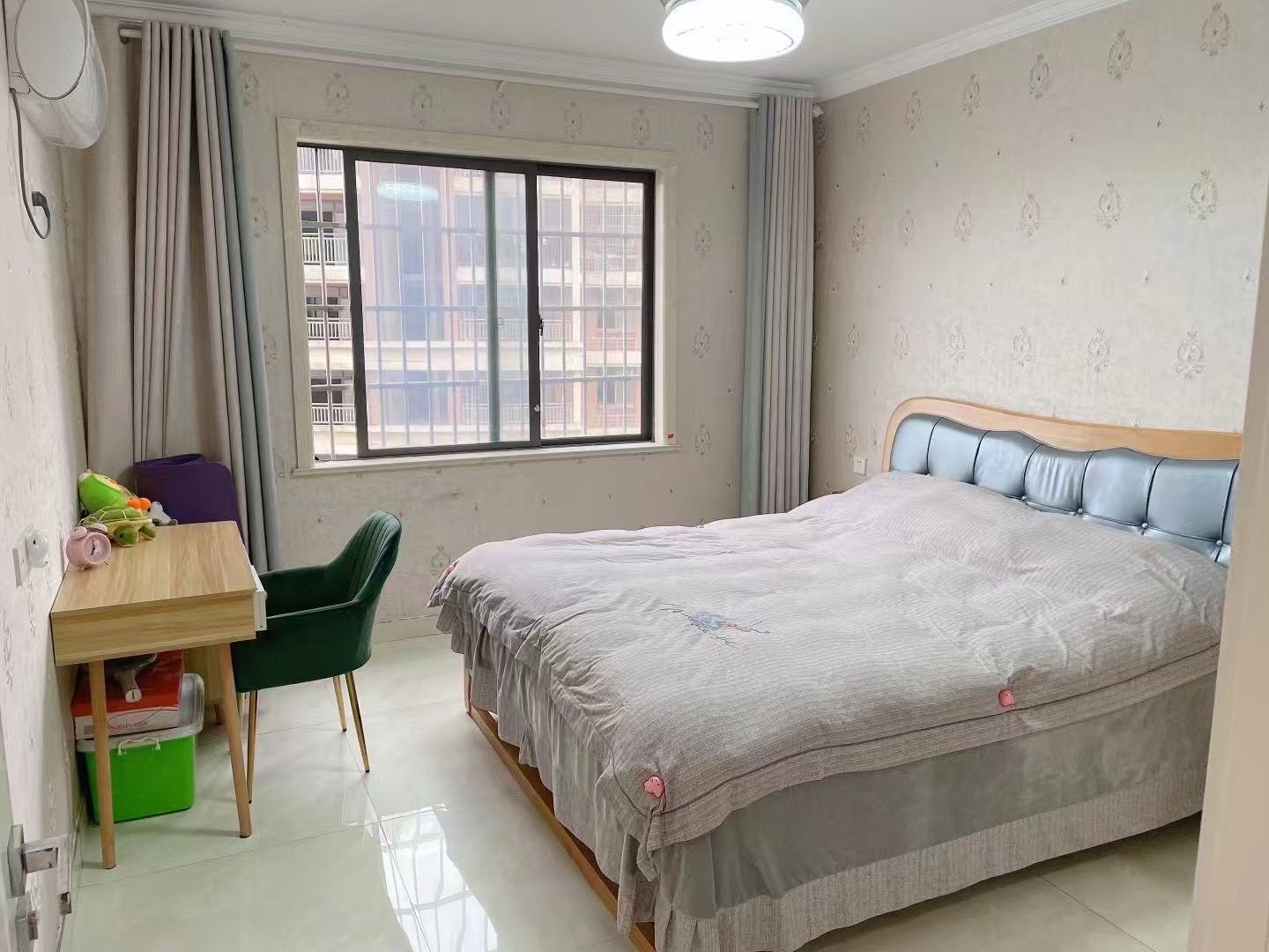 天湖郦都，3室2厅3卫，143.68㎡，精装，售价48万 二手房